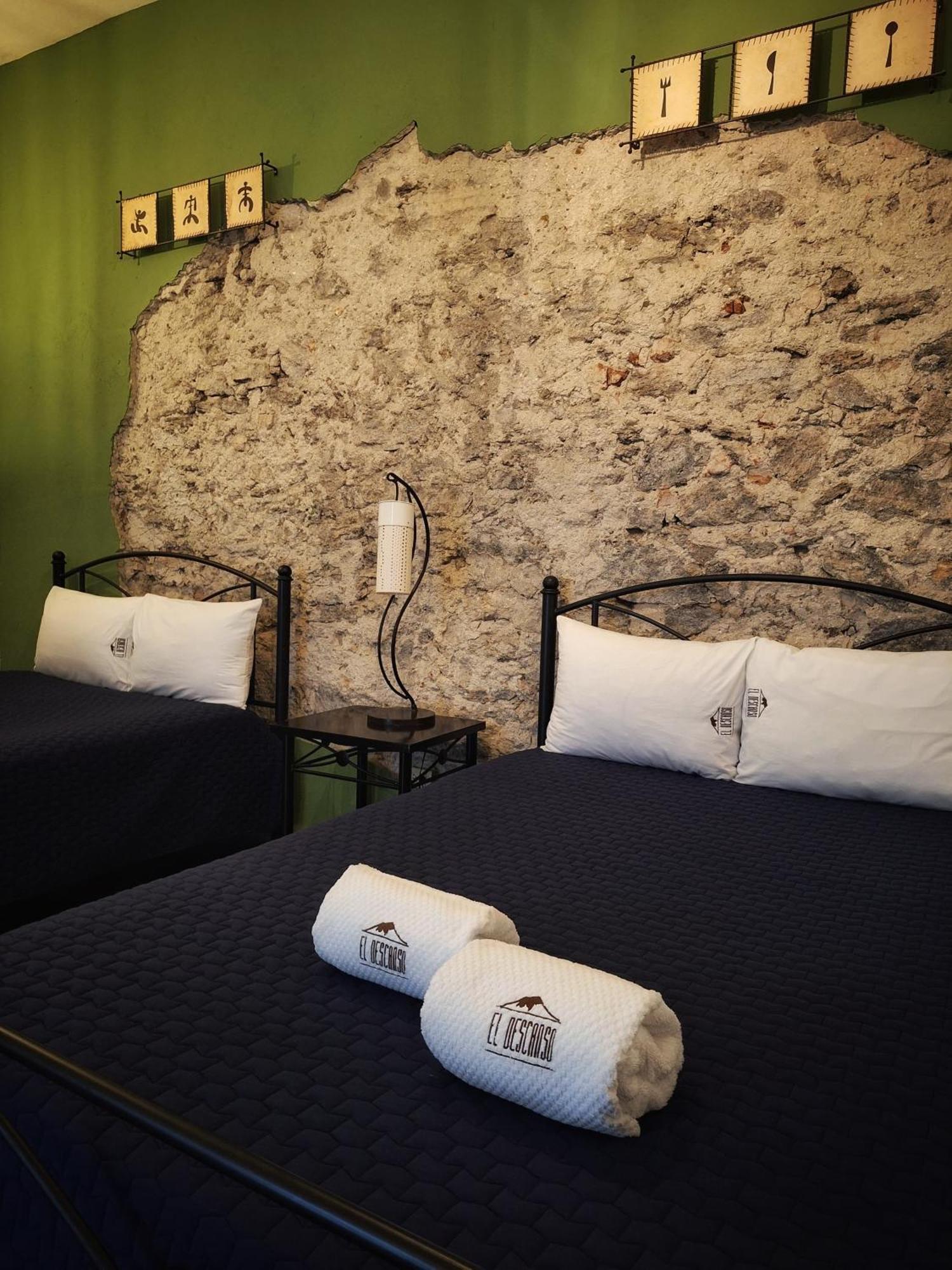 Hotel El Descanso ปวยบลา ภายนอก รูปภาพ